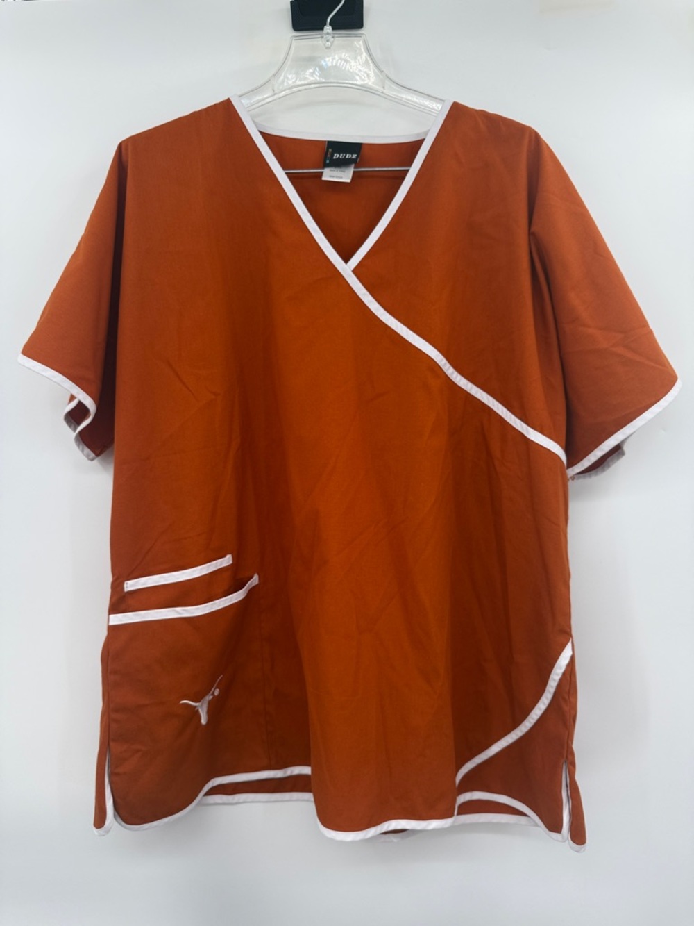 EUC Scrubs Dudz Mock Wrap Scrub Top Texas Longhorn Size 2XL